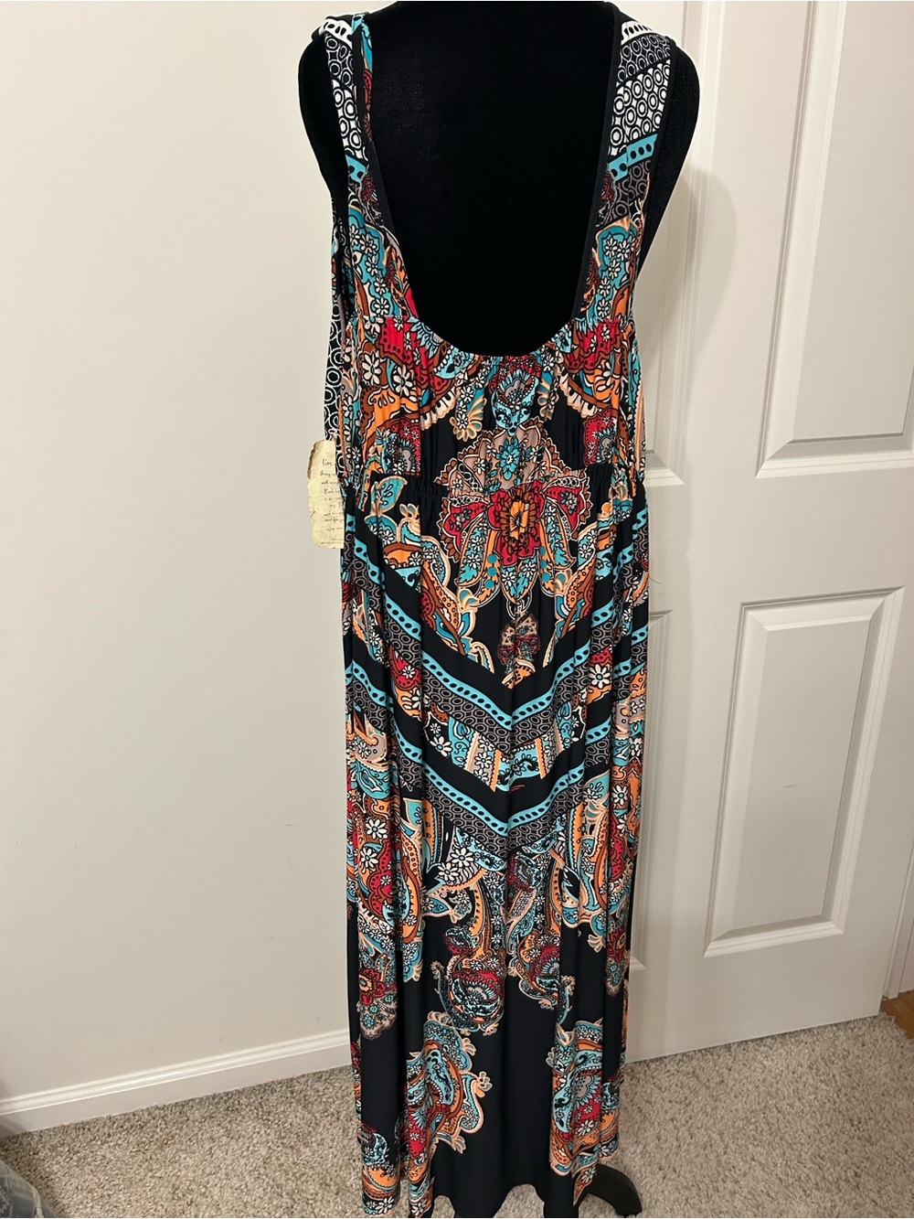 NWT ONE WORLD Sleeveless V-Neck Maxi Dress in Black with Turquoise & Red Accents - Picture 4 of 10